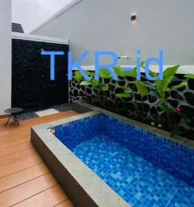 Perbaikan Kolam Renang Bocor